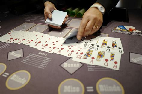  evian casino poker